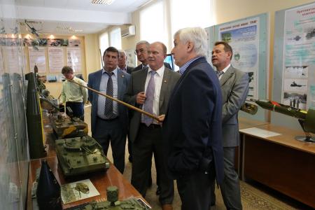 "Здесь ковались наши Победы". Репортаж о рабочей поездке Г.А. Зюганова в подмосковные города Бронницы и Коломну