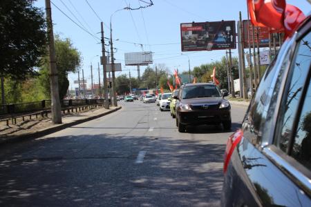 В Волгограде прошел автопробег, посвященный отставке правительства РФ