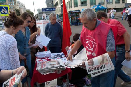 И.И. Мельников на встрече с москвичами: «Власть под любыми предлогами сокращает очередь на жилье, выводя граждан из категории нуждающихся»