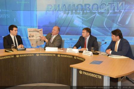 Геннадий Зюганов: "Навальный не предложит ни одного рецепта разрешения существующих проблем в Москве" 