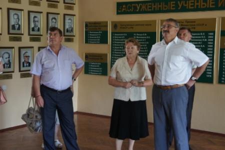 Кандидат в губернаторы Московской области Константин Черемисов посетил город Климовск