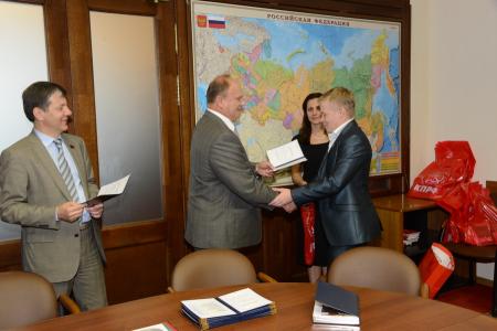 Г.А. Зюганов вручил дипломы выпускникам Центра политической учебы при ЦК КПРФ