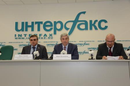 И.И. Мельников и О.Н. Смолин на пресс-конференции в «Интерфаксе» рассказали о новых законодательных инициативах КПРФ в области образования