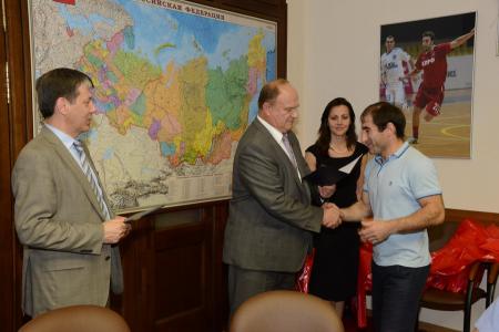 Г.А. Зюганов вручил дипломы выпускникам Центра политической учебы при ЦК КПРФ
