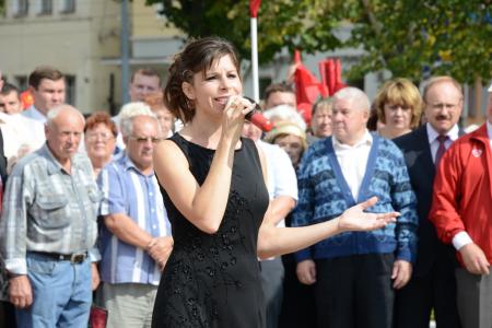 Г.А. Зюганов принял участие в праздничном шествии в городе Орле