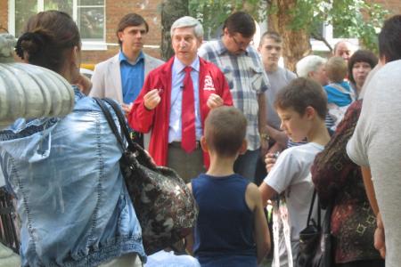 Иван Мельников в Очаково: Грамотно распорядившись московским бюджетом, можно решить многие проблемы