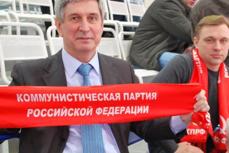 В решающем матче престижного международного турнира мини-футбольный клуб КПРФ обыграл «Спартак» (Москва) и стал обладателем почетного трофея!