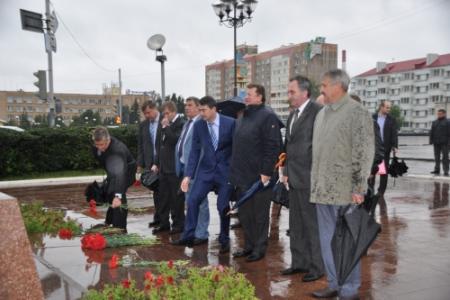 В подмосковном Подольске высадился красный десант во главе с В.И. Кашиным