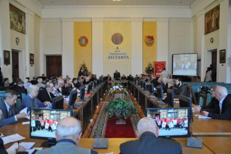 Ленинградские коммунисты избрали новое руководство