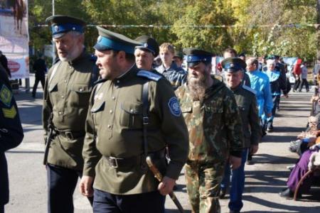 Курган. Коммунисты приняли участие в праздничных мероприятиях казаков 