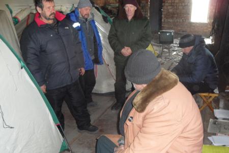 В Хакасии группа шахтеров сухой голодовкой добивается выплаты задолженности по зарплате 