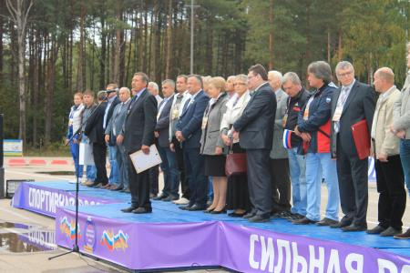 Псков. Коммунисты приняли участие в юбилейных мероприятиях, связанных с 25 летием спортивного центра «Юность» 