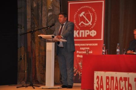В подмосковном Подольске высадился красный десант во главе с В.И. Кашиным