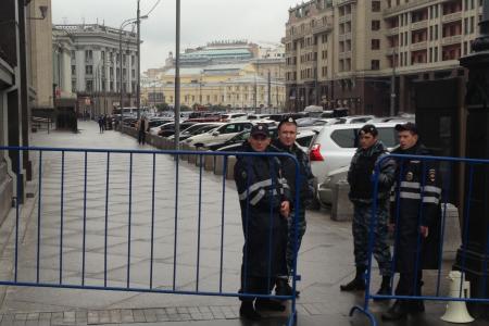 «Спасти науку – спасти Россию!». Представители научной общественности пришли к Государственной думе поддержать позицию КПРФ по вопросу «реформы» РАН
