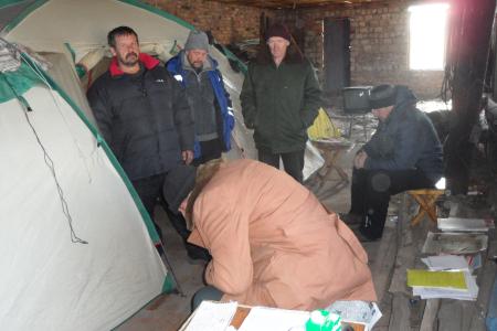 В Хакасии группа шахтеров сухой голодовкой добивается выплаты задолженности по зарплате 