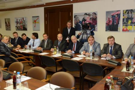 Депутаты фракции КПРФ в Госдуме провели встречу с кандидатом на пост главы Счетной палаты РФ Татьяной Голиковой
