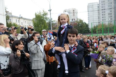Г.А. Зюганов посетил московскую школу имени Зои и Александра Космодемьянских
