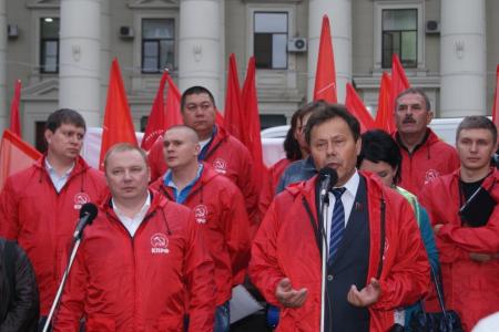 Депутаты Госдумы пообещали губернатору Волгоградской области Боженову общероссийские акции протеста