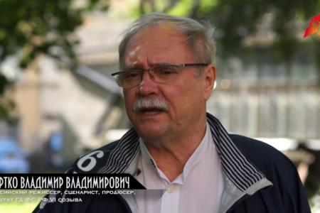 «То, что действительно нужно». В первые сутки фильм творческого коллектива КПРФ.ТВ "1993. Осень" набрал более 12 тыс. просмотров