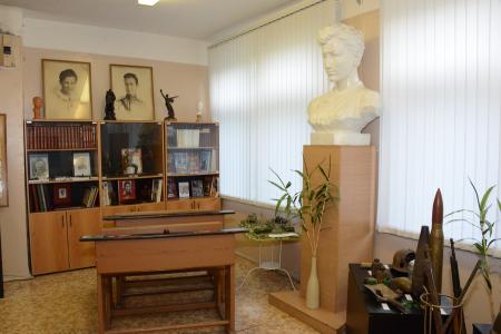 Г.А. Зюганов посетил московскую школу имени Зои и Александра Космодемьянских