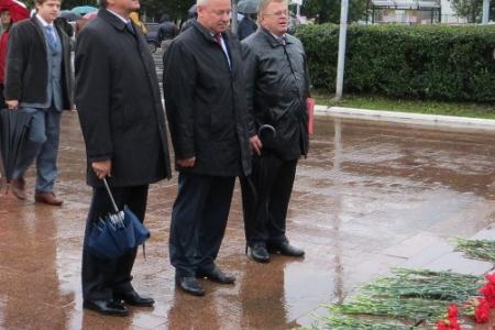 В подмосковном Подольске высадился красный десант во главе с В.И. Кашиным