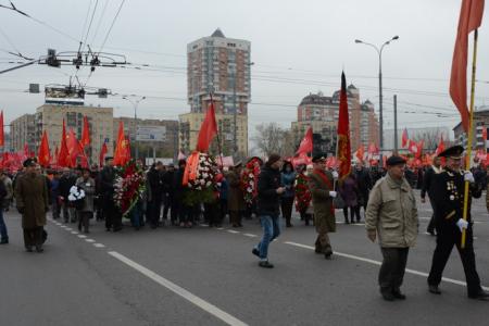 "Эхо Москвы". Г.А.Зюганов на митинге памяти павших 20 лет назад защитников Дома Советов: "Нам как никогда требуется единство русских"