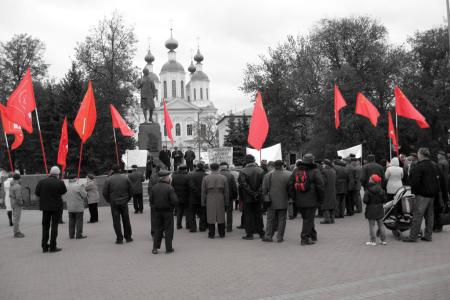 Тамбов помнит героев и предателей 1993-го года