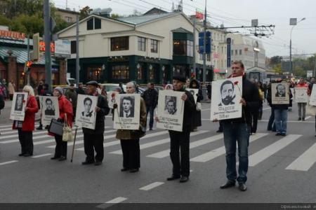 Публицист Александр Евдокимов о траурном шествии в честь павших в ходе ельцинского государственного переворота сентября-октября 1993 г.