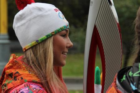 Марьяна Наумова, рекордсменка мира из Спортивного Клуба КПРФ, приняла участие в эстафете Олимпийского огня