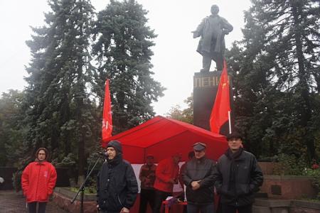В Ростове прошел митинг, посвященный памяти защитников Дома Советов