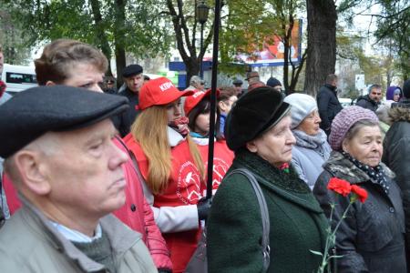 Нет прощения палачам и убийцам! Туляки почтили память павших в борьбе за Советскую власть