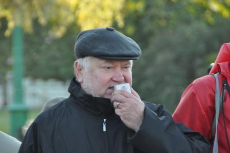 Помним настоящих героев: Митинг памяти защитников Дома Советов в Санкт-Петербурге