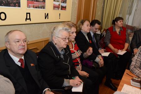 Г.А. Зюганов вручил памятные медали ЦК КПРФ «95 лет ВЛКСМ» участникам Общероссийского Штаба протестных действий