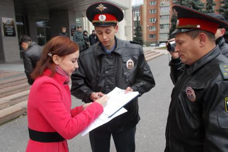 Ульяновские коммунисты провели пикет в память о защитниках советской власти