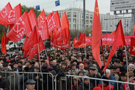 "Эхо Москвы". Г.А.Зюганов на митинге памяти павших 20 лет назад защитников Дома Советов: "Нам как никогда требуется единство русских"