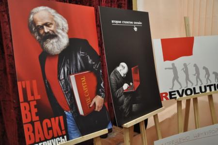 «Красным по белому». Ленинградские коммунисты проводят выставку политического плаката