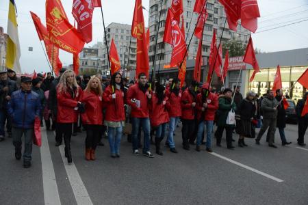 "Эхо Москвы". Г.А.Зюганов на митинге памяти павших 20 лет назад защитников Дома Советов: "Нам как никогда требуется единство русских"