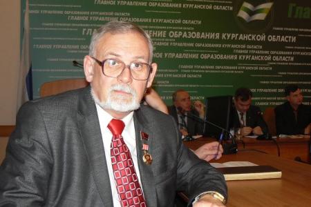 Курган. Коммунисты приняли участие в заседании областного родительского комитета
