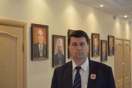 Решением Тульской городской думы депутат – коммунист Госдумы Олег Лебедев за активную деятельность по защите экологии награжден почетным серебряным знаком «За вклад в развитие города Тулы»