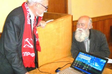 "Готовь сани летом...". Курганские коммунисты готовятся к выборам-2014