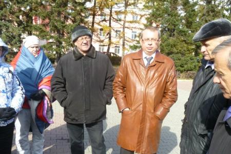 «Акция отчаяния». С.И. Юрченко встретился с голодающими барнаульскими дольщиками