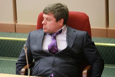 В.Ф. Рашкин и С.П. Обухов потребовали от правоохранительных органов провести проверку на причастность к криминалу саратовского депутата-единоросса Альберта Старенко