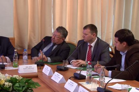 О.А.Лебедев провел экологический круглый стол по законопроекту о нормировании
