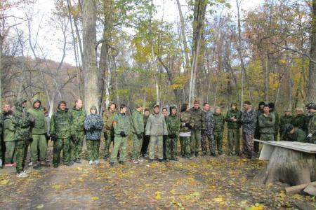 Победила дружба! В Самаре коммунисты и комсомольцы провели турнир по пейнтболу