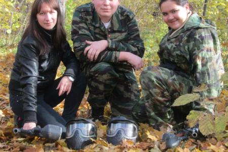 Победила дружба! В Самаре коммунисты и комсомольцы провели турнир по пейнтболу