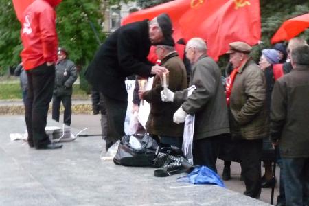 "Мы все помним. Не простим!" Шествие и траурный митинг в Саратове, посвященные 20-й годовщине трагических событий в Москве