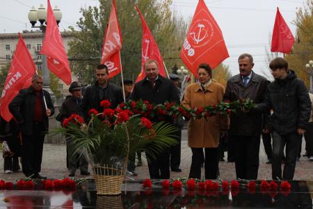 Юбилей комсомола в Волгограде отметили автопробегом и концертом