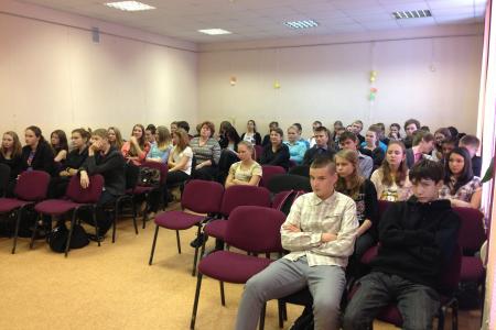 Комсомольцы города Архангельска завершили цикл лекций по истории ВЛКСМ среди школьников города
