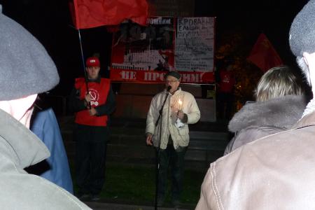"Мы все помним. Не простим!" Шествие и траурный митинг в Саратове, посвященные 20-й годовщине трагических событий в Москве