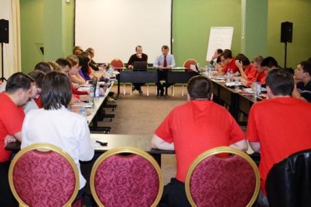 Г.А. Зюганов вручил дипломы выпускникам Центра политической учебы